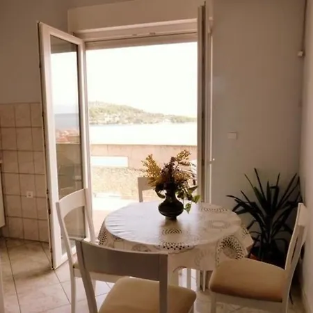 Ferienwohnung Mit Balkon - B55621 * Kali